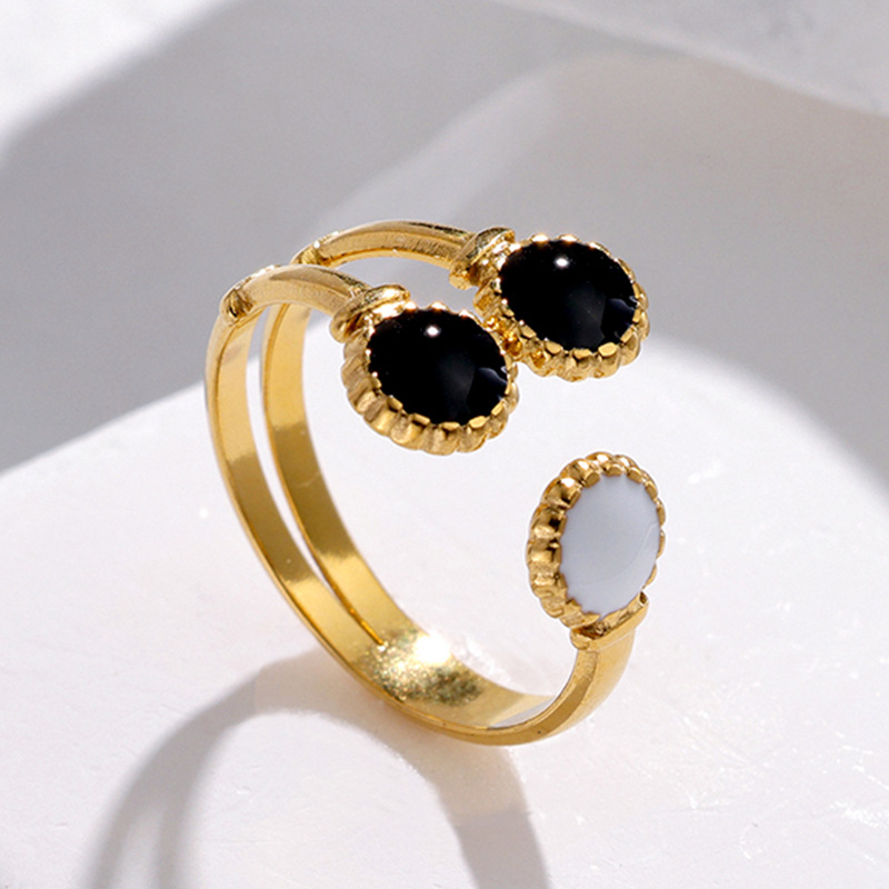 Ring with Enamel(图1)