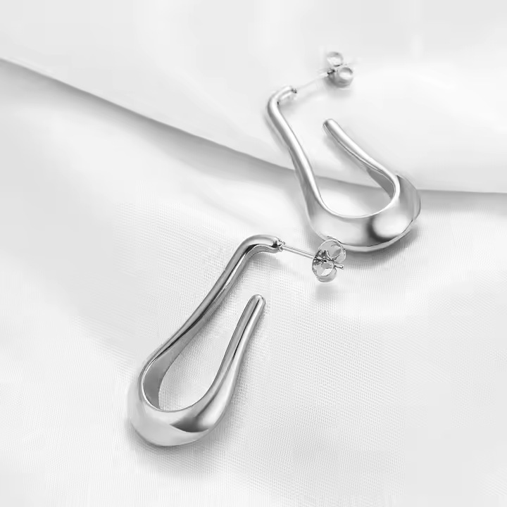 Statement Ear Hoop(图1)